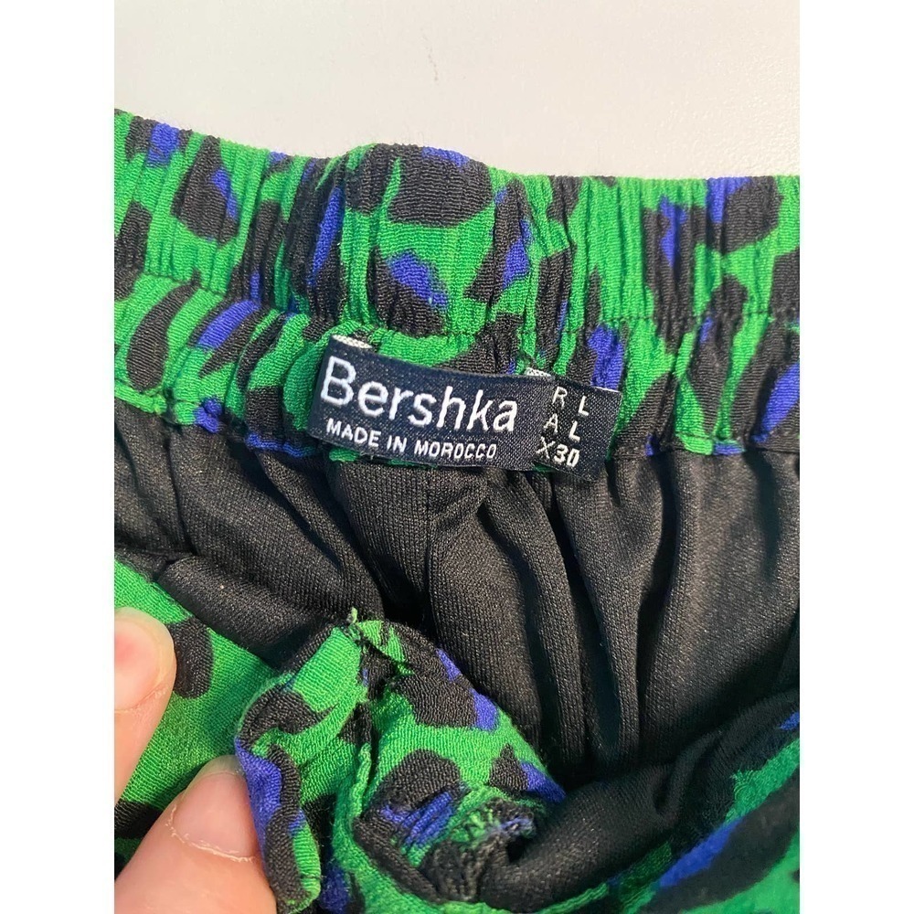 BERSHKA shorts sz L - Picture 4 of 5